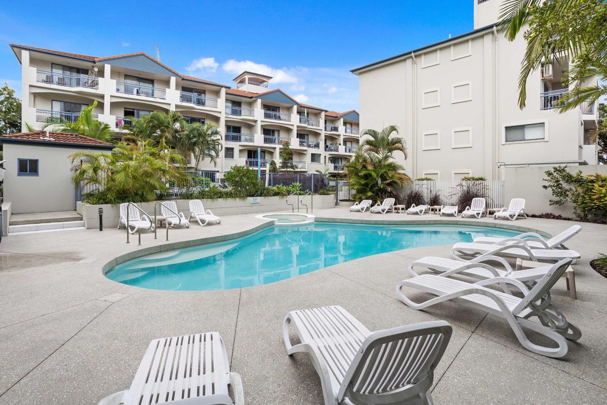Bella Mare Coolangatta Beachside Apartments Голд-Кост Экстерьер фото